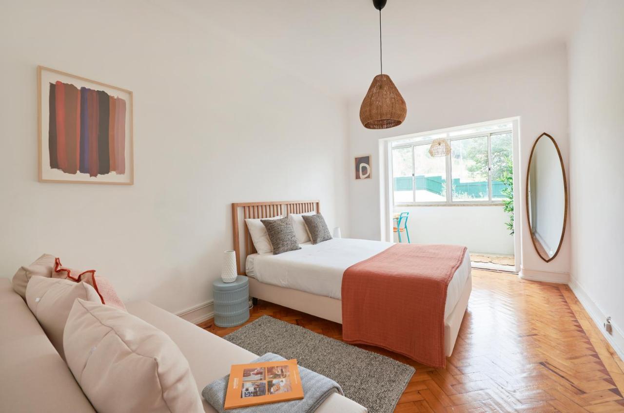 Light-Filled & Renovated Apartment, By Timecooler 리스본 외부 사진