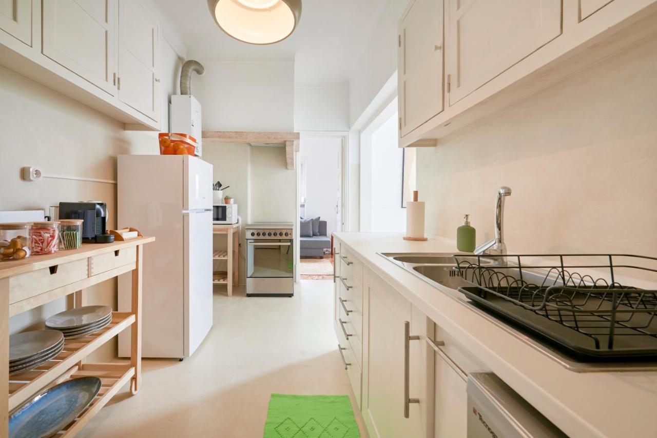 Light-Filled & Renovated Apartment, By Timecooler 리스본 외부 사진