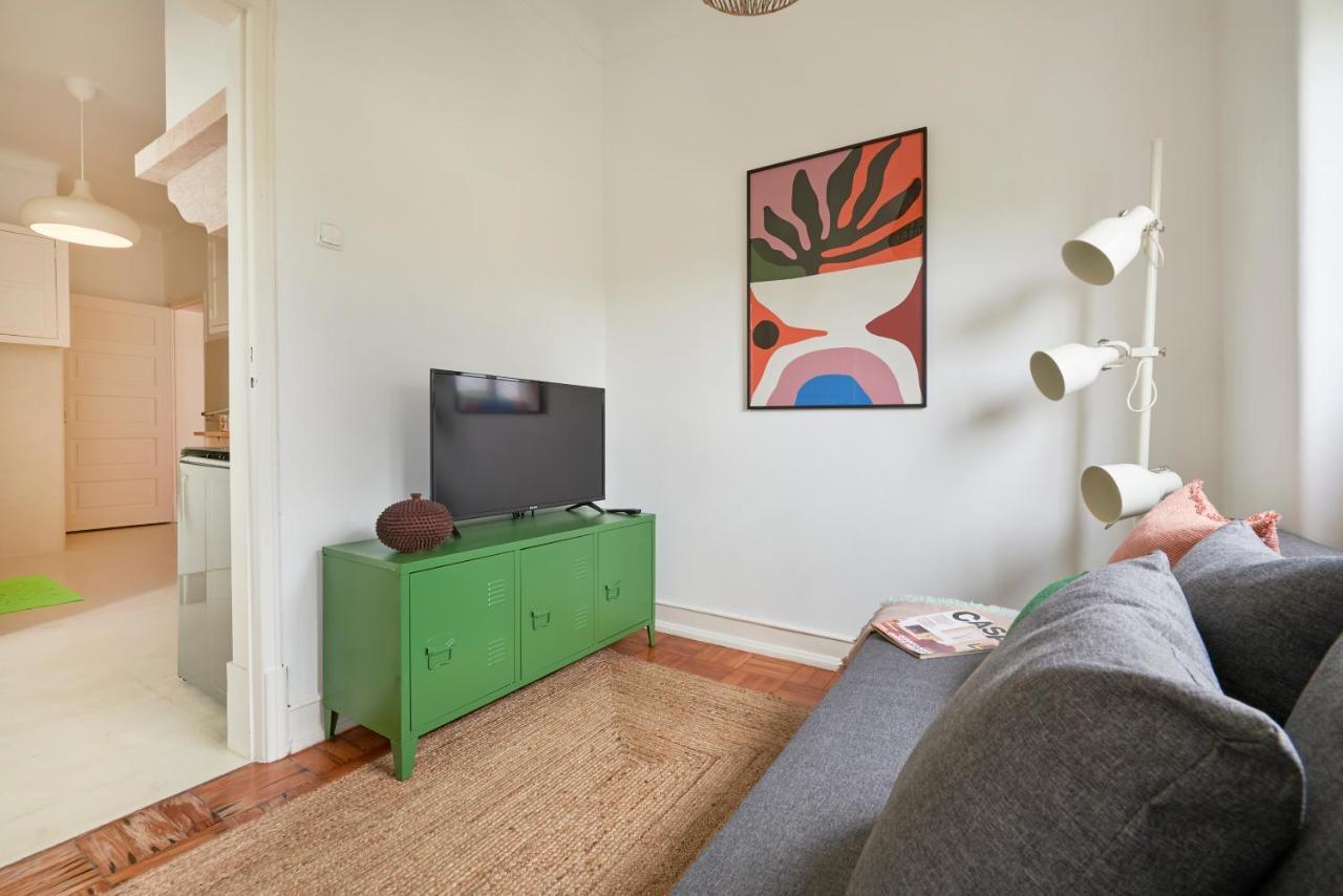 Light-Filled & Renovated Apartment, By Timecooler 리스본 외부 사진